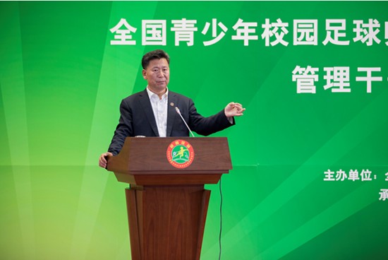 如何利用高科技设备解决篮球训练中的常见问题_1